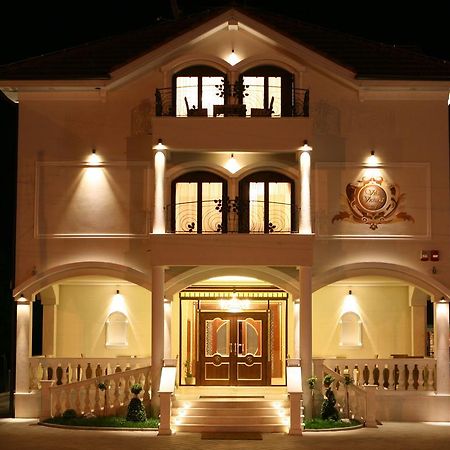 Hotel Villa Viktorija Баня-Лука Екстер'єр фото