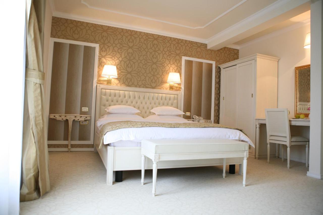 Hotel Villa Viktorija Баня-Лука Екстер'єр фото