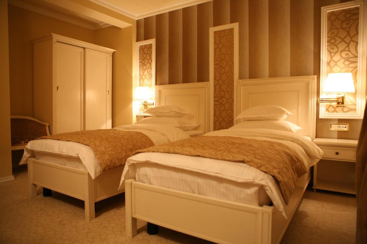 Hotel Villa Viktorija Баня-Лука Екстер'єр фото