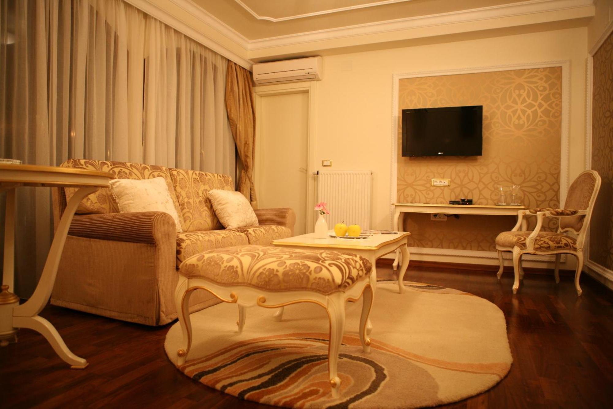 Hotel Villa Viktorija Баня-Лука Екстер'єр фото