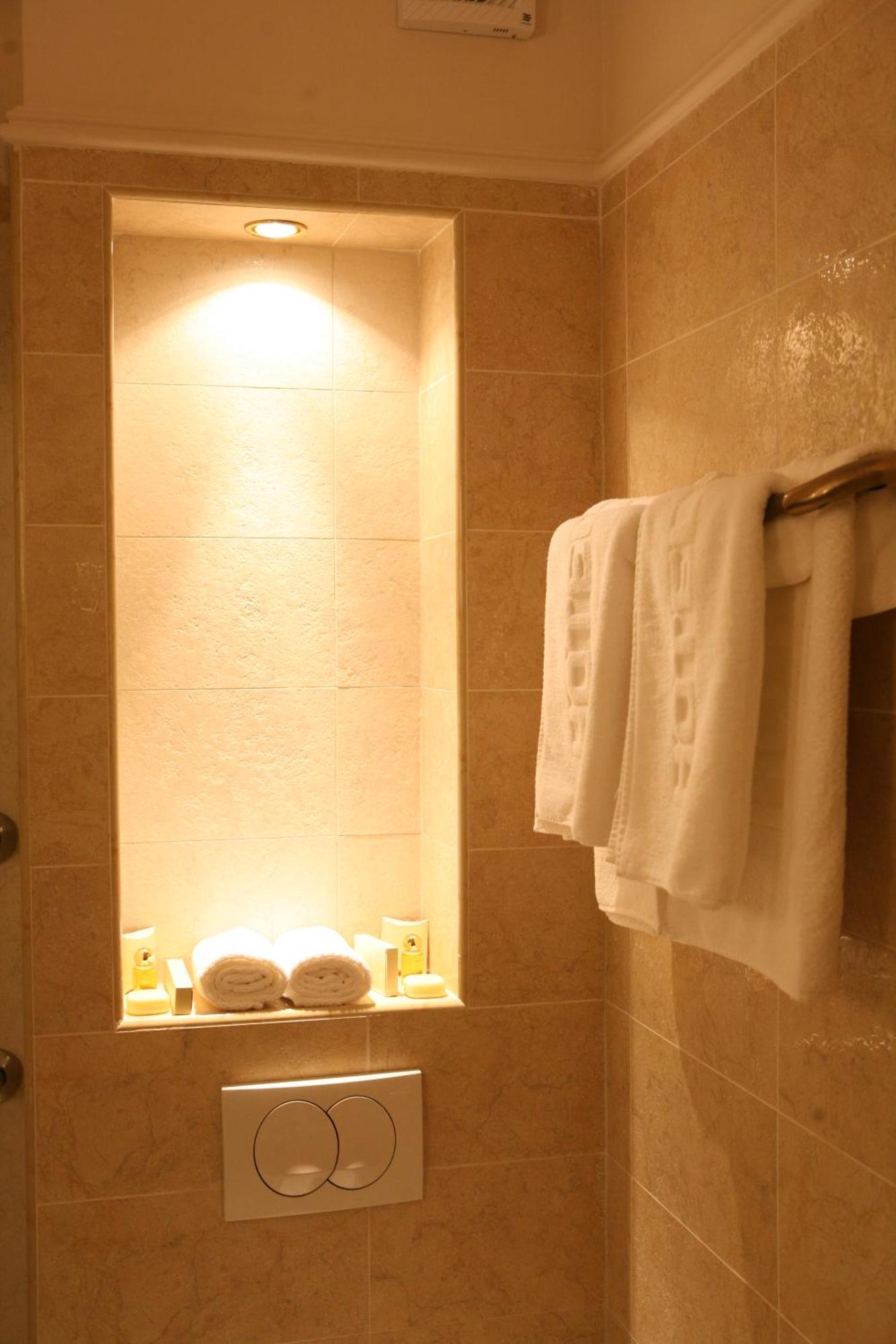 Hotel Villa Viktorija Баня-Лука Екстер'єр фото