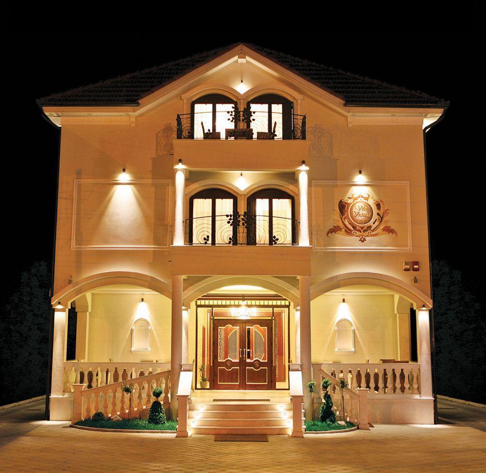 Hotel Villa Viktorija Баня-Лука Екстер'єр фото
